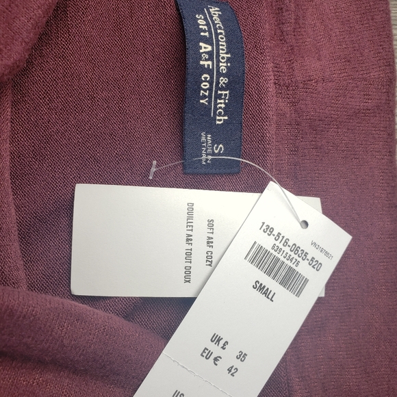 A&F Cozy Soft Women’s Off the Shoulder Wrap Sweater Crisscross | S - Picture 5 of 9